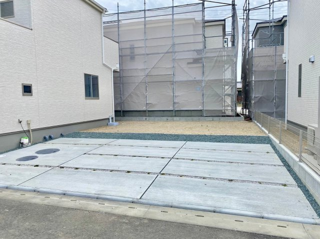 久留米市三潴町玉満の新築一戸建の駐車場