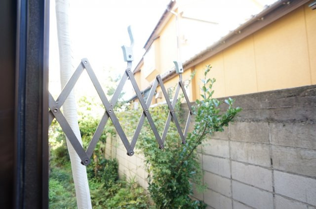 【設備】 | コーポナガキタ | 物干スペース