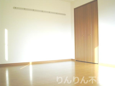 【居間・リビング】 | ドミール内浜 | 使いやすい居間です