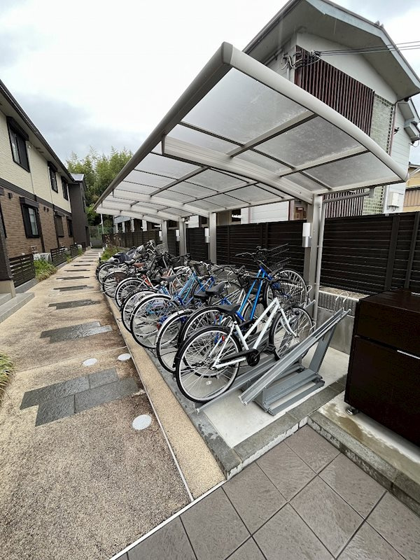 アンリエッタのその他共用部分|駐輪場　1世帯2台まで（自転車のみ）