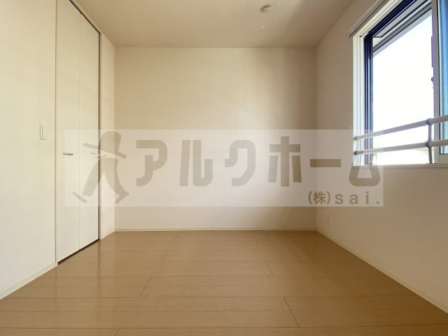 プレミール東本町の洋室