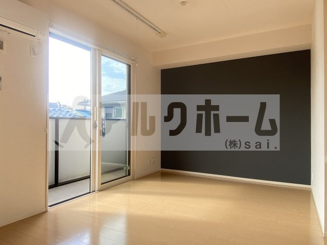プレミール東本町の居間・リビング