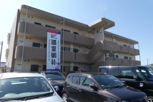 ラルゴの外観