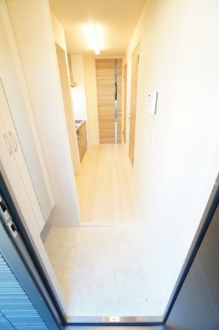 【玄関】 | KLEIN KIRSCHE | ※同物件・同タイプの写真です。