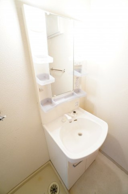 【独立洗面台】 | ディアコート | ※同物件・同タイプの写真です。