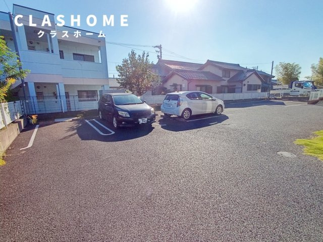 グランシャリオ前屋敷A　　刈谷市近郊の賃貸はクラスホーム刈谷店の駐車場