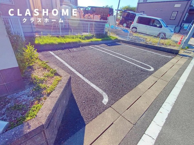 グランシャリオ前屋敷A　　刈谷市近郊の賃貸はクラスホーム刈谷店の駐車場