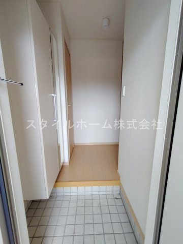 【玄関】 | ユトリロ忠興３