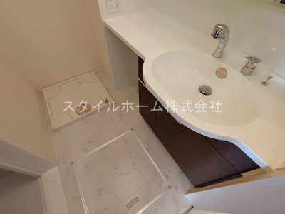 【浴室】 | Ｓｏｌｉｓ　A | 別部屋写真です。