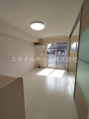 【居間・リビング】 | Ｓｏｌｉｓ　A | 別部屋写真です。