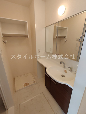 【洗面所】 | Ｓｏｌｉｓ　A | 別部屋写真です。