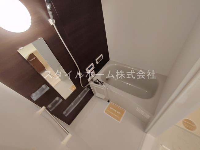 【浴室】 | Ｓｏｌｉｓ　A | 別部屋写真です。
