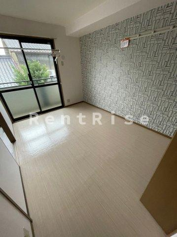 サンハイムスギモトの居間・リビング