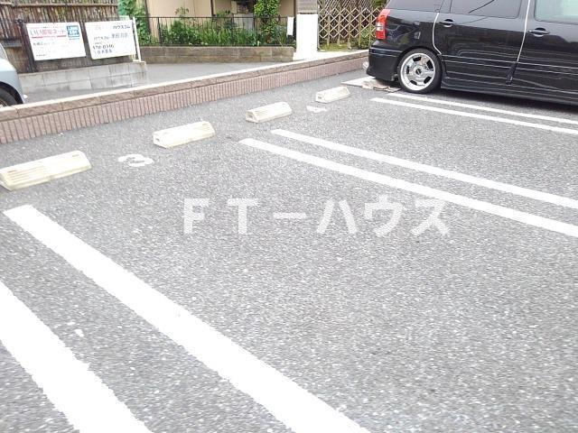 グランメールⅢの駐車場|駐車場