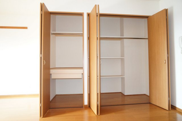 【収納】 | 田辺ビル | 収納たっぷりのクローゼット