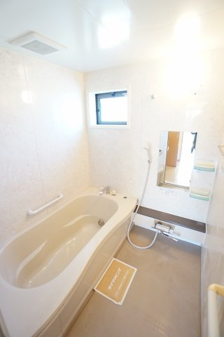 【浴室】 | カーサみつわ台K | ※同物件・同タイプの写真です