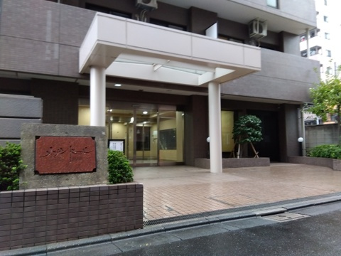 メゾンドール錦糸町ツインのエントランス