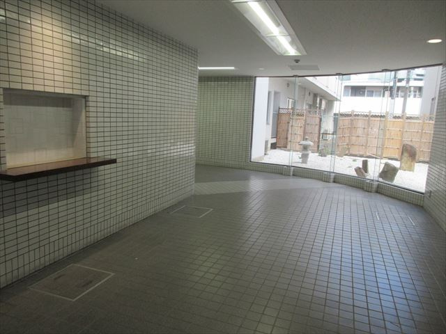 グリーンハイツ新道のエントランス|グリーンハイツ新道(※反転タイプ)