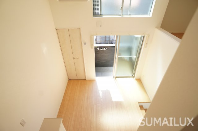 熊本市中央区坪井５丁目のアパートの居間・リビング