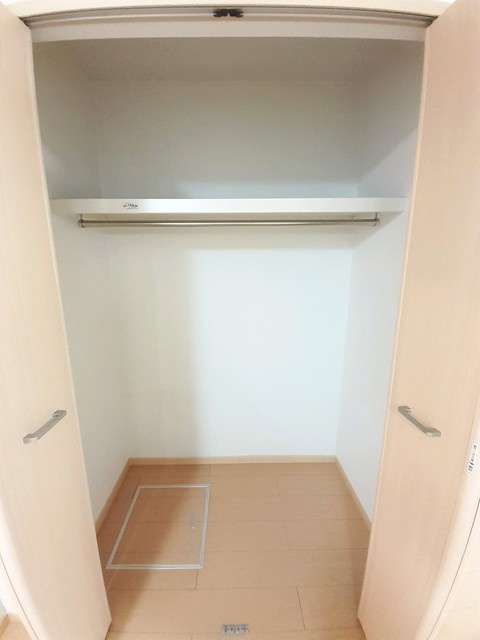 レ・スリジエールの収納