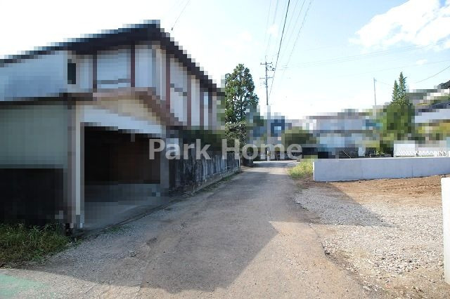 高知市中秦泉寺-建築条件付き-売土地の前面道路含む現地写真