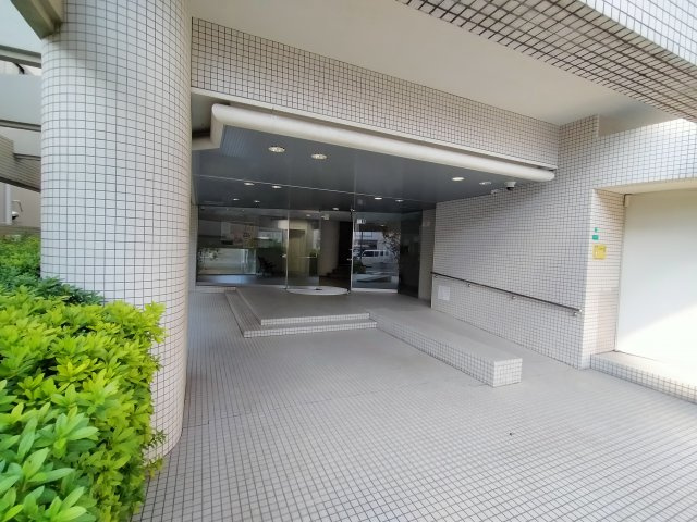 ルモン新深江のエントランス|エントランスです。