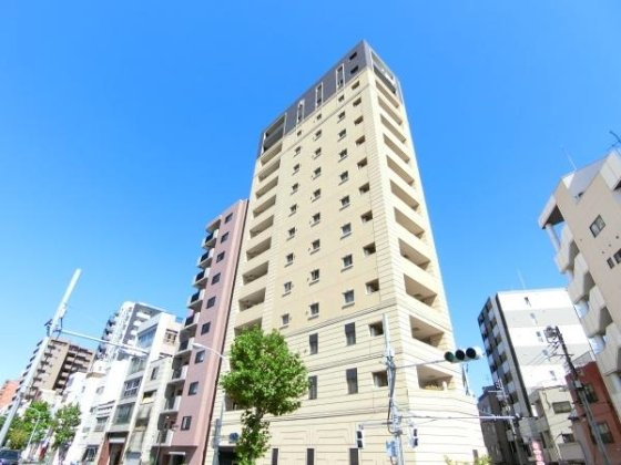 ヴェレーナ東京入谷Ⅲの外観