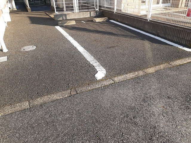プリートボニータⅡの駐車場