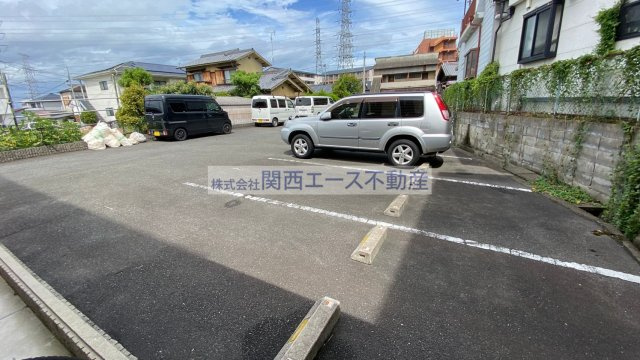 【駐車場】 | レオパレスＱ