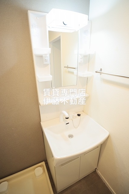 EISHO BUILDINGの洗面所