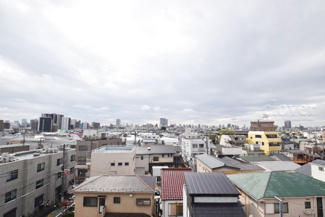 【展望】 | 物件のお問い合わせは、 ０１２０－７００－９６８までお気軽にどうぞ！
バルコニーからの眺望　視線の先には低層住宅街が広がります