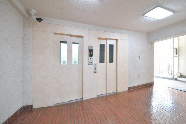 日商岩井川崎塚越マンション　（川崎市幸区塚越4丁目）のその他共用部分|エレベーターホール