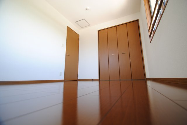 ハレアカラＡ棟の洋室