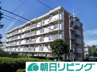 【外観】 | 緑豊かな住環境、陽当り良好
