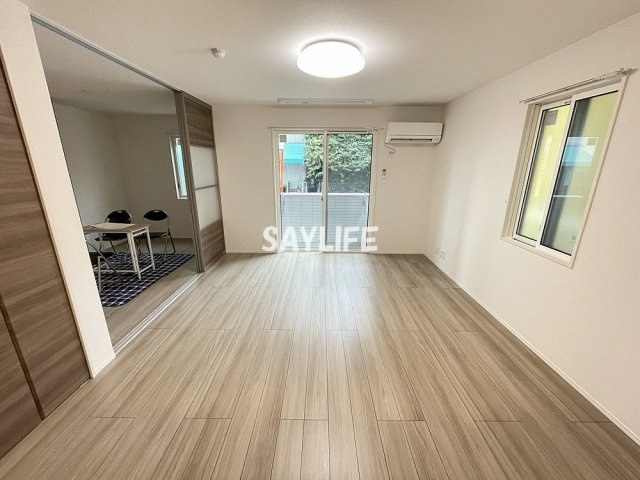 アンサンブル大今里の居間・リビング