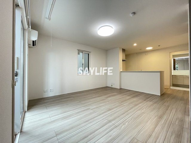 アンサンブル大今里の居間・リビング