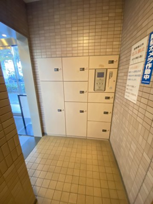 【玄関】 | ルシオーレB棟・モンセーヌ蛍池ステーションサイド