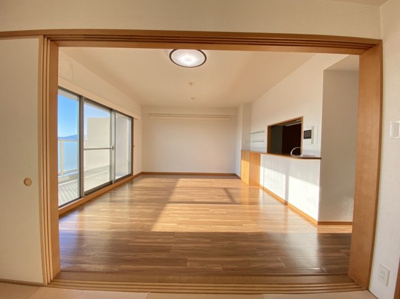 【居間・リビング】 | ルシオーレB棟・モンセーヌ蛍池ステーションサイド