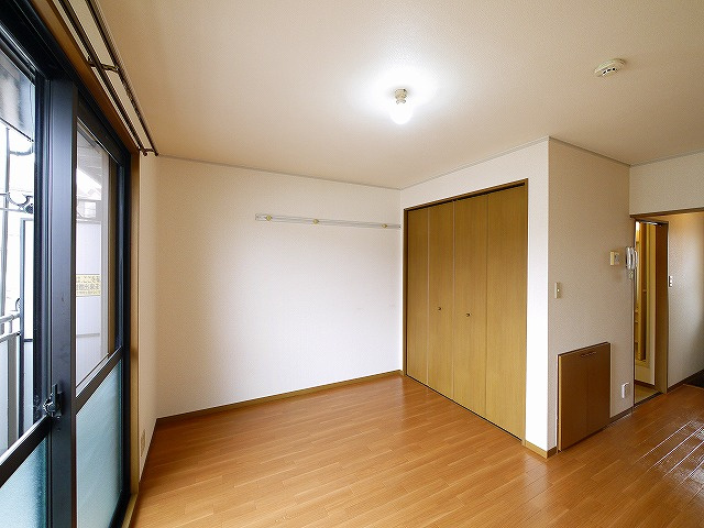 エストクールの居間・リビング