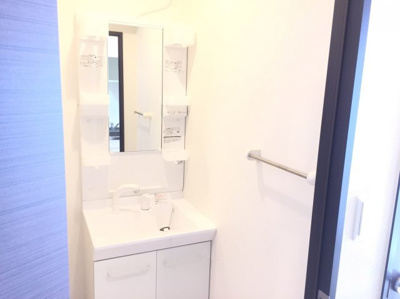 【洗面所】 | クレイノイナヴァアヴニール