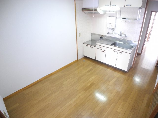 エトワール泉の居間・リビング