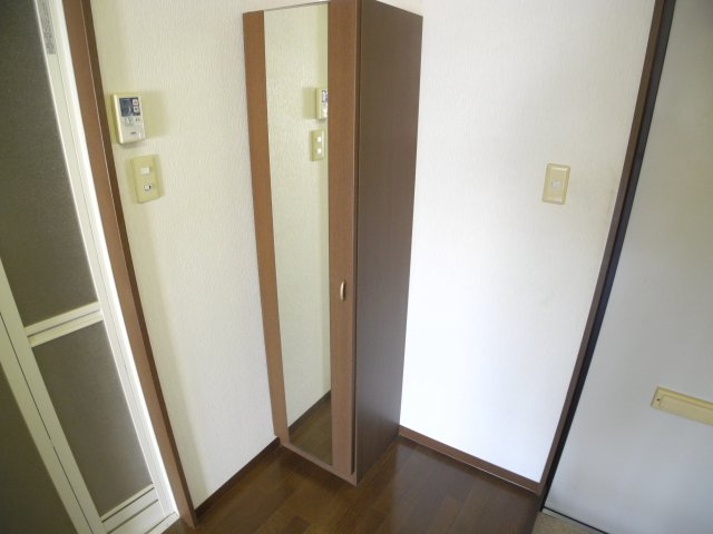 SAKURAハウスの玄関
