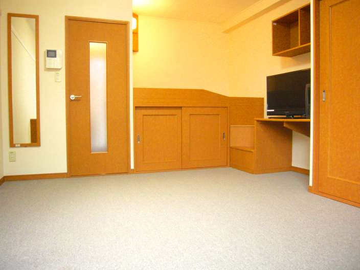 レオパレス吉春Ⅱの居間・リビング|画像5