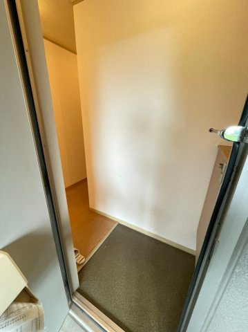 サンシャインプレイスTAKEの玄関