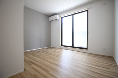 【洋室】 | パインウエスト