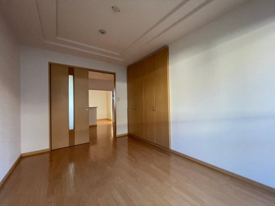 【洋室】 | メゾン　ドゥ　プロヴァンス