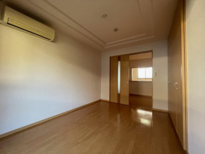 【洋室】 | メゾン　ドゥ　プロヴァンス