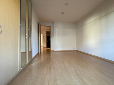 【洋室】 | メゾン　ドゥ　プロヴァンス