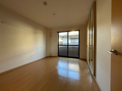 【洋室】 | メゾン　ドゥ　プロヴァンス