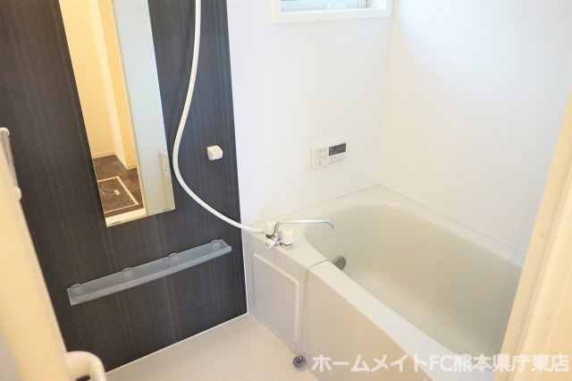 熊本市中央区出水６丁目のアパートの浴室